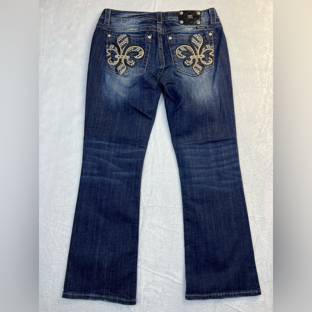 NWT Miss Me Mid Rise Boot Jeans Size 32